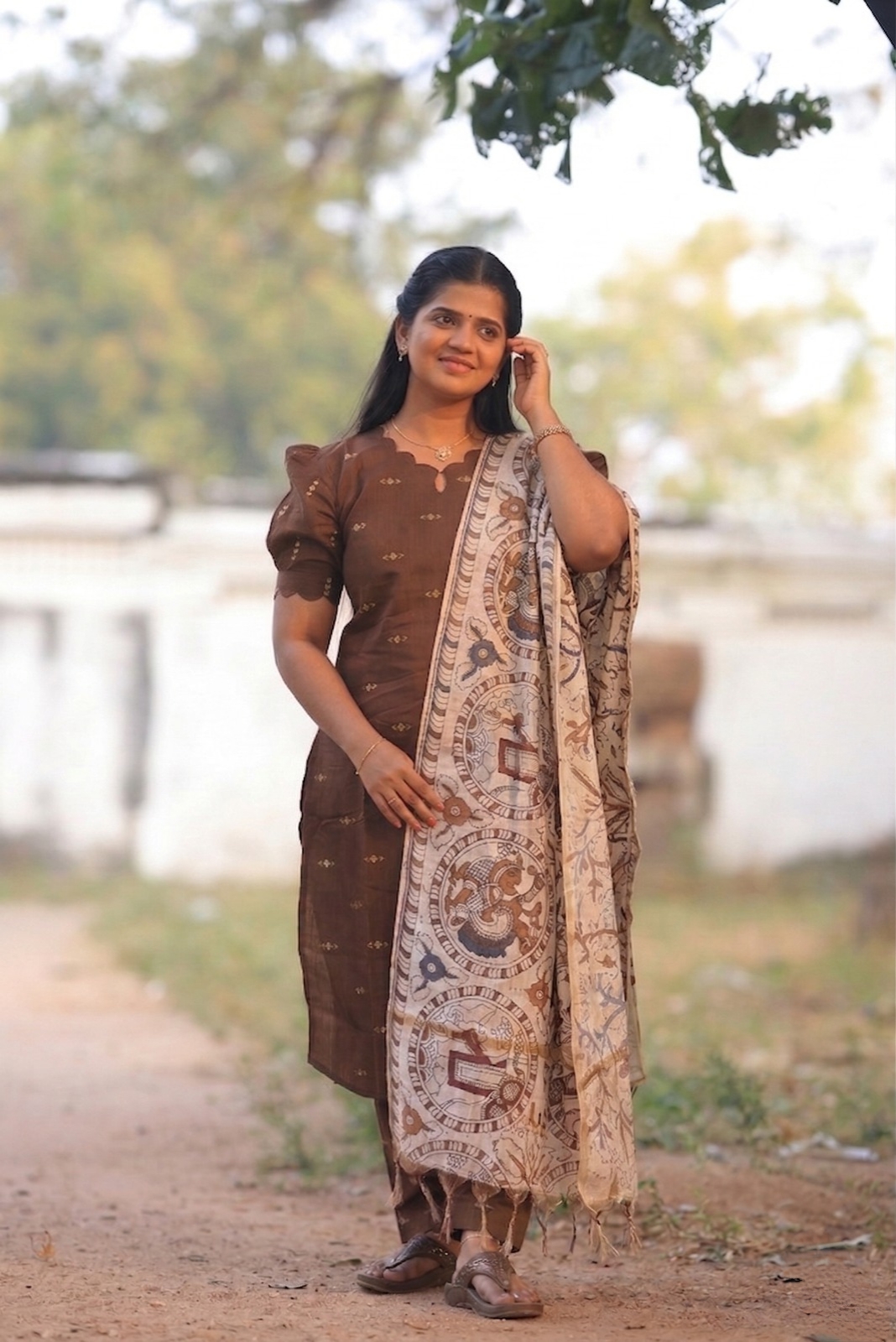Coffee Brown kurta set with Kalamkari Shawl