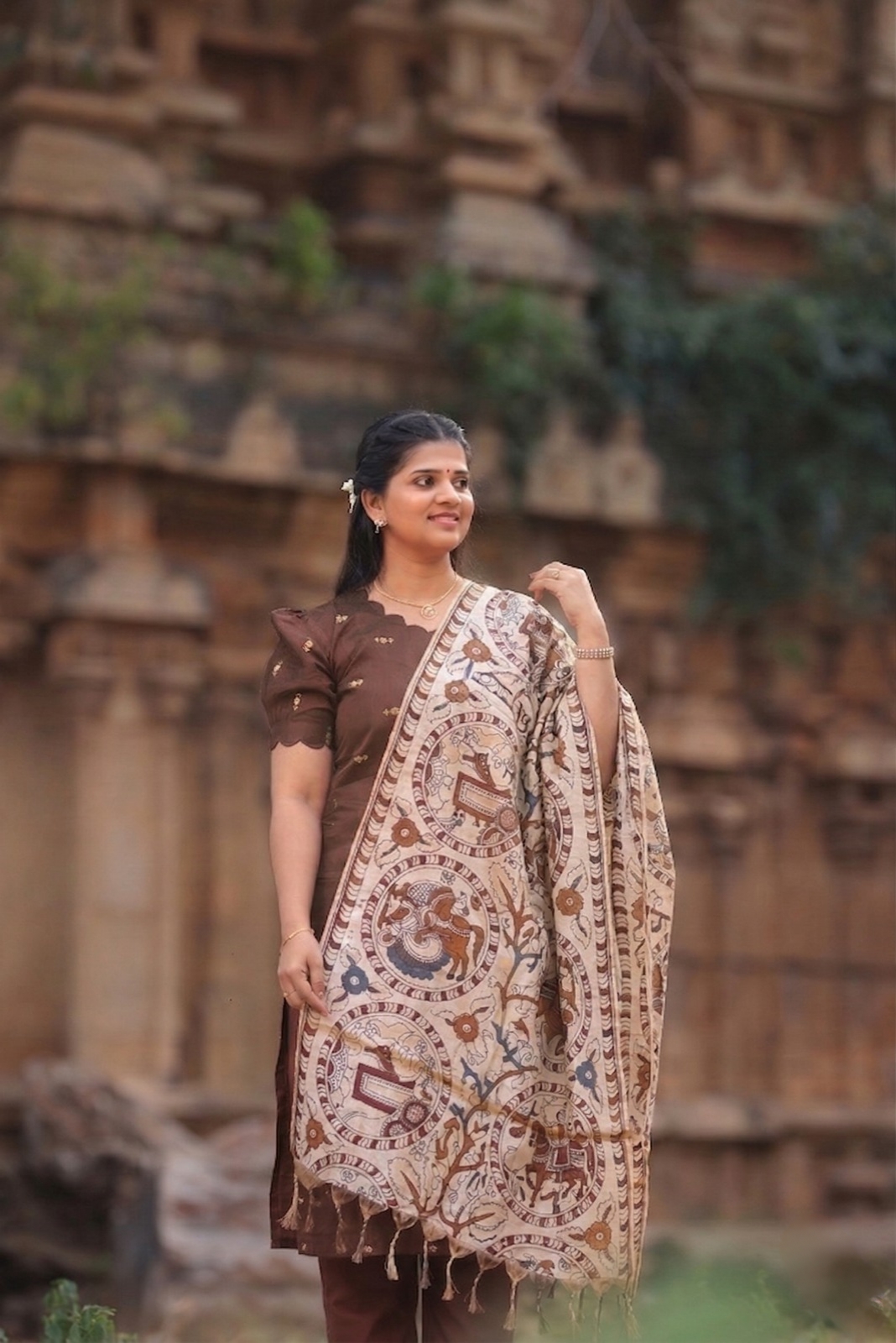 Coffee Brown kurta set with Kalamkari Shawl
