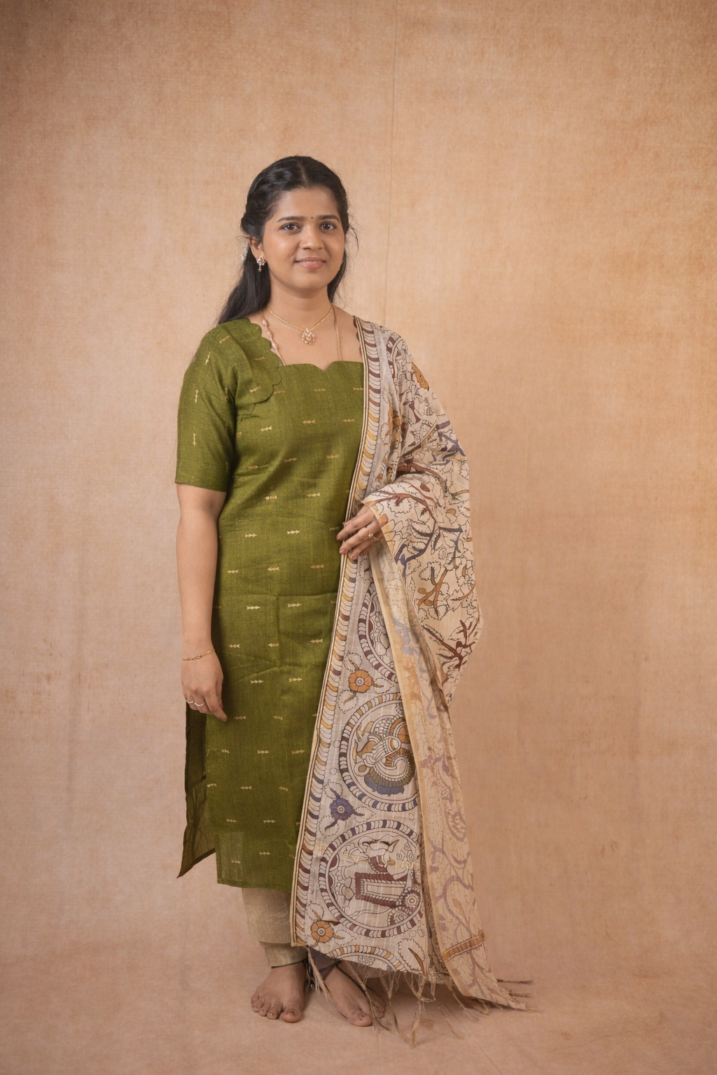 Olive Green kurta with kalamkari shawl