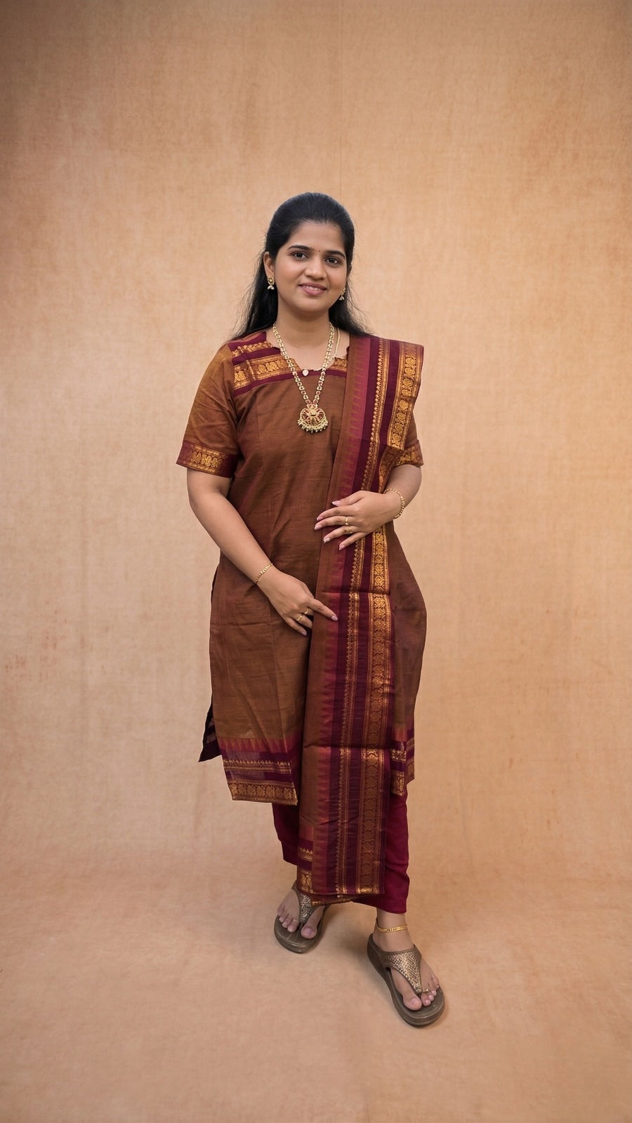 Brown Kurta with Maroon Shawl