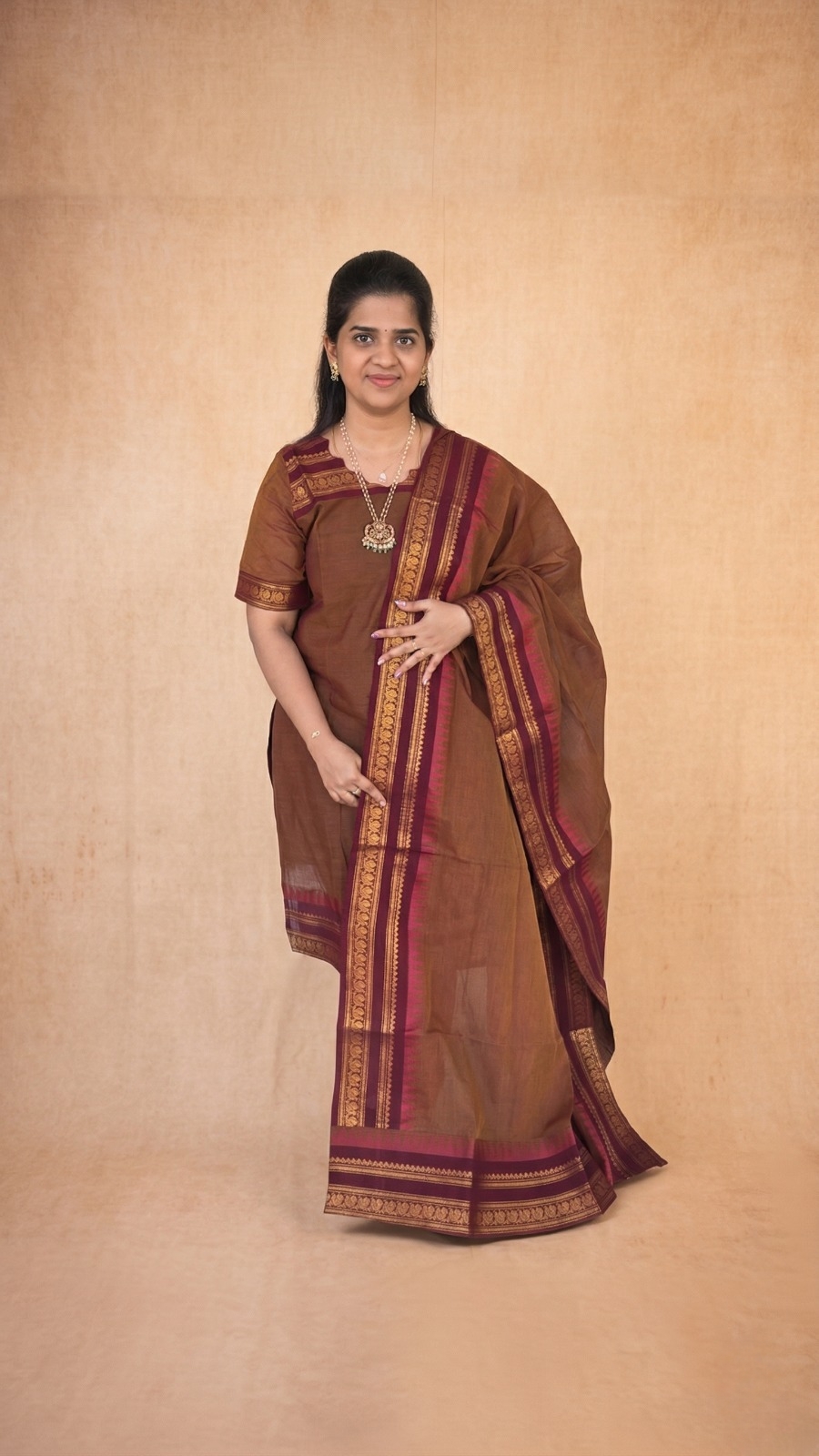Brown Kurta with Maroon Shawl