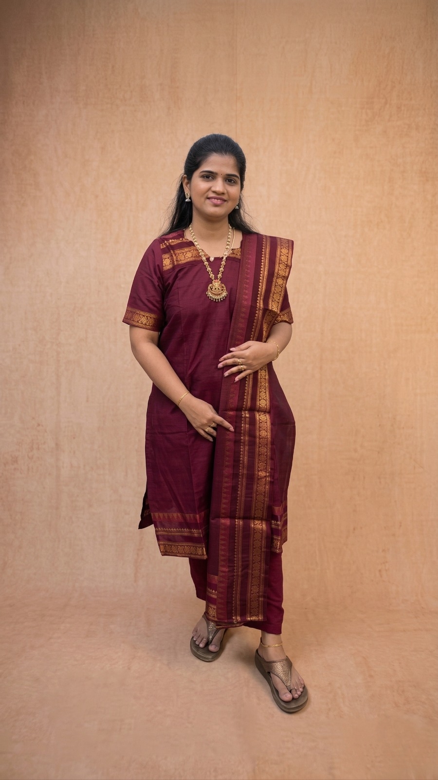 Maroon Kurta with Maroon Shawl