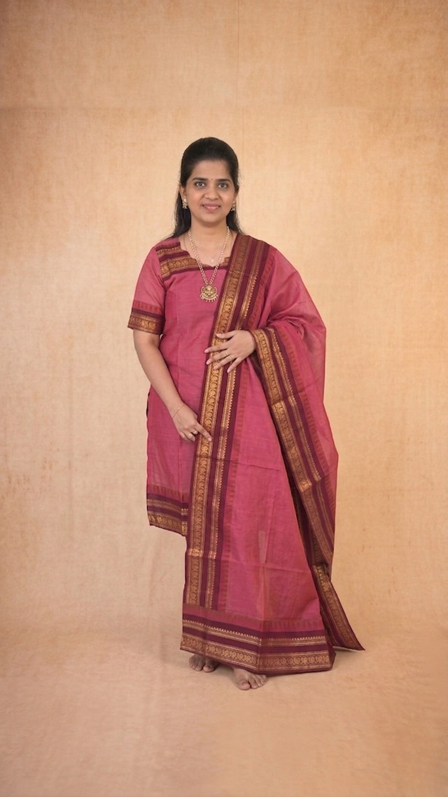 Lite Pink Kurta with Maroon Shawl