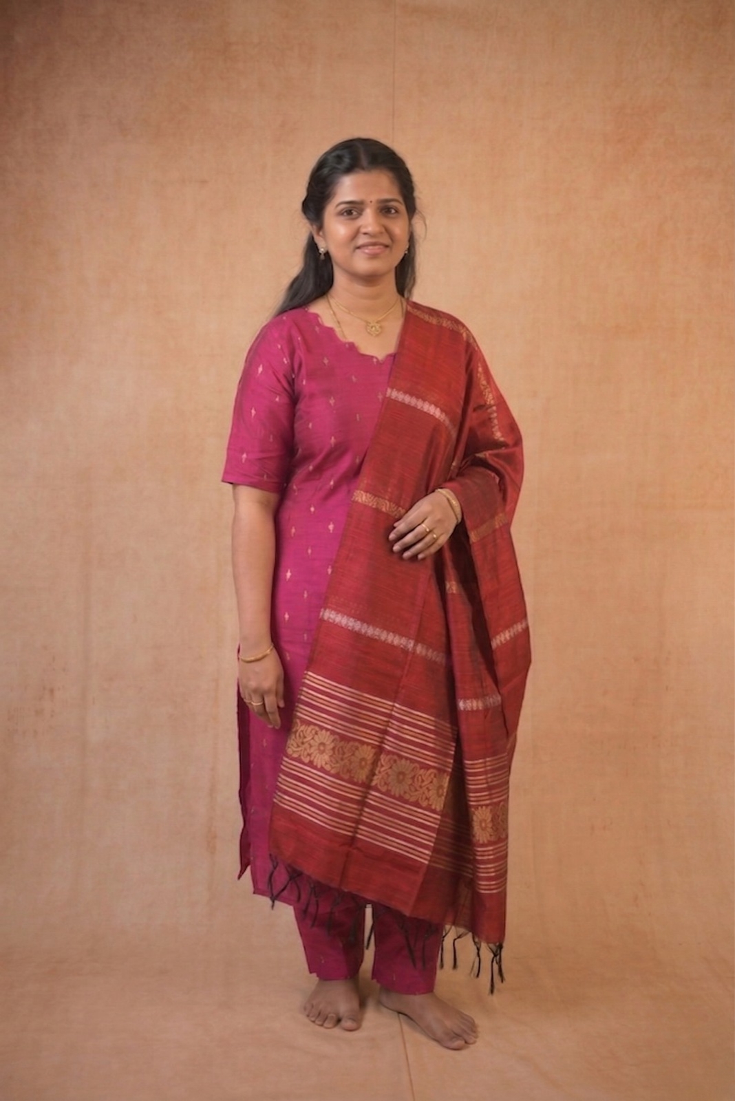 Rani Pink Kurta with Red Shawl